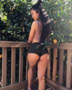 Fruity booty