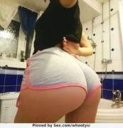 An incredible PAWG