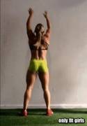 Wall ball squats; hunnng