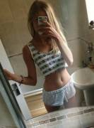 Tribal top