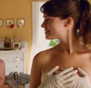 Lyndsy Fonseca handbra plot in Kick-Ass