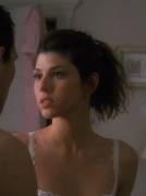 Marisa Tomei unwraps her plots in Untamed Heart