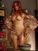 Isla Fisher is the perfect MILF