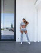 Sommer Ray nip slip