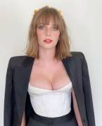 Maya Hawke