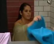 BB15 Amanda shower