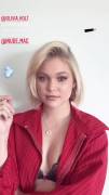 Olivia Holt gif