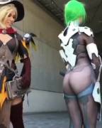 Witch Mercy slaps female Genji's ass