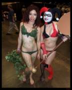 Harley Quinn and Poison Ivy Cosplay