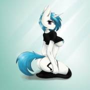 Vinyl Scratch undressing (artist:ninjapony)