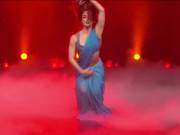 Elli Avram dancing