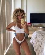 Curls