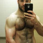 Hairy Man (X-Post /r/hunks)