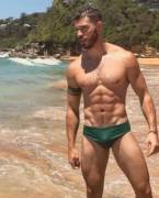 Green speedos - Adrien Kute