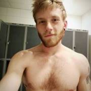 Ginger in the locker room (X-Post /r/gaygingers)