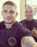 2 hotties