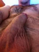 Does GGW like hairy guys?