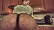 Big Round Hairy Ass (X-Post /r/hairymanass)