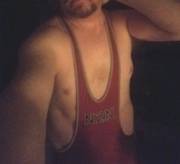 N2N singlet - wore it to bed last night. Definitely comfortable to sleep in.