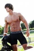 Black Underarmour shorts