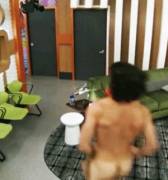 Victor streaking on the feeds last night