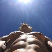 Ben Palacios' (@PalaciosBen) nipples in the sun