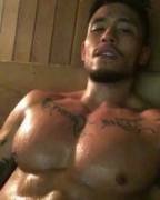 US Marine Jay Ho's (@JayHo_Fit) pecs glisten in the sauna