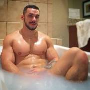 Arad Winwin rub-a-dub-dub in the tub.