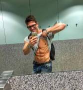 Ripped guy selfie