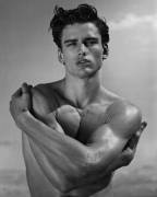 Simon Nessman (xpost /r/fashpics)