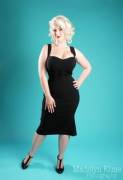 black wiggle dress 