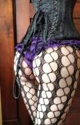 I have a bit of a corset (f)etish... [xpost from /r/gonemild]