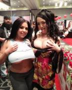 Hitomi with Sheridan Love at AVN AEE 2016