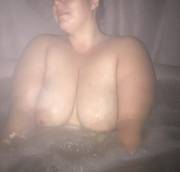 34 YO BBW Milf here always looking for friends in NW Ohio