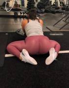 Ashley Graham in yoga pants