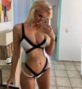 Zienna Sonne Williams (xpost r/titstagram)