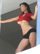 underboob