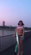 [GIF] E-Scooter Gang (Milo Moire)
