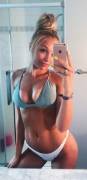 Bikini babe