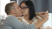 Kissing Sheri Vi