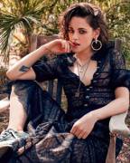 Kirsten Stewart. Sheer top.
