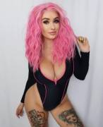 Laura Lux