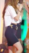 Seulgi’s ass [sideview] - Red Velvet + Yeri &amp; Wendy