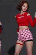 Momoland - Yeonwoo