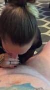 Amateur Cumslut gets a thick gravy facial