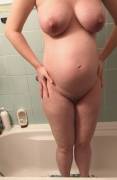 My preggo wife - week 27 :) 29[f]