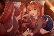 Monika mirror action (merunyaa) [Doki Doki Literature Club]