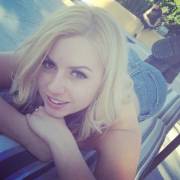 Lexi Belle - Selfie