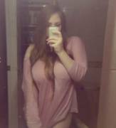 loose shirt