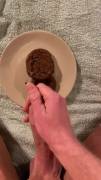 [Proof] Cumshot on cookies